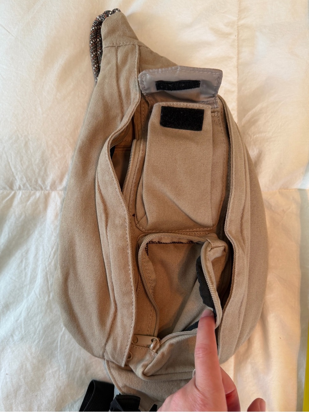Mini Kavu Beige/Tan/Taupe Canvas Sling Pack with Patterned Strap - Picture 3 of 6